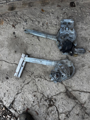 Bmw E36 Motorlu Sol Arka Cam Krikosu Sağ Arka Manuel Kriko