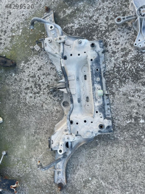 RENAULT MEGANE 4  TRAVERS