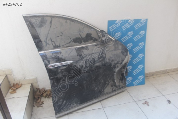İNFİNİTİ FX35 SAĞ ÖN KAPI PARÇALARI SATILIK