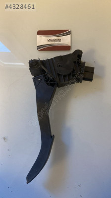 5Q1723503K Golf 8 gaz pedalı