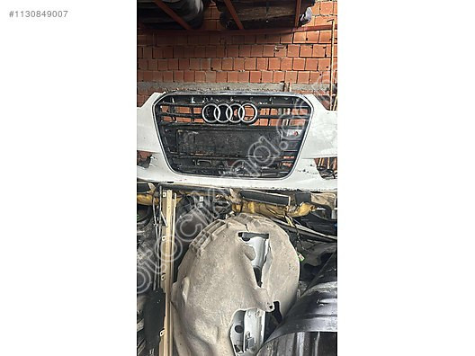 Orijinal Audi A6 Ön Panjur - Çıkma Oto Parçaları