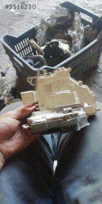 4G0839015 A6 A7 C7 kapı kilidi