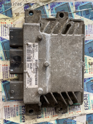 S180047035D FORD FIESTA EMS2102 Motor Beyni