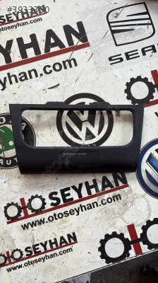 5K0858071 vw golf 6 klima kontrol paneli çerçevesi