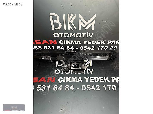 Nissan micra 2003-2010 ön panel üst parça