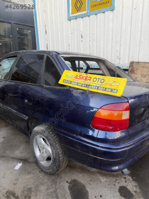 Astra f sedan sol arka çamurluk