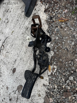 Renault Megane 2 Gaz Fren Pedalı Takım