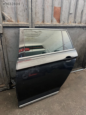 PASSAT B8 2018 GRANATOWY SOL ARKA KAPI HATASIZ ORJİNAL ÇIKMA
