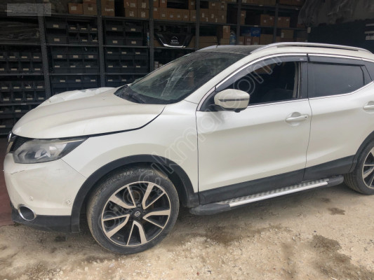 NİSSAN QASHQAİ J11 KESME TAVAN  ve TÜM PARÇALARI...MİL OTO