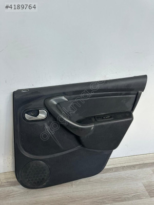 DACİA DUSTER SAG ARKA KAPI DÖŞEMESİ 829A07525R
