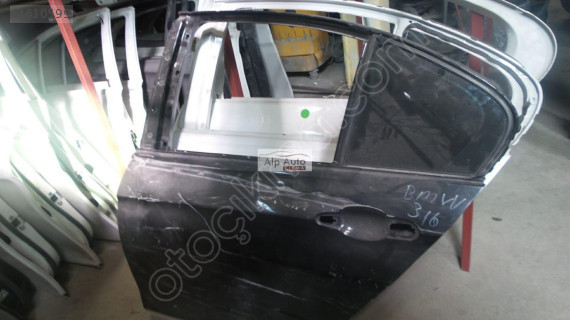 BMW 3 SERİSİ SOL ARKA KAPI