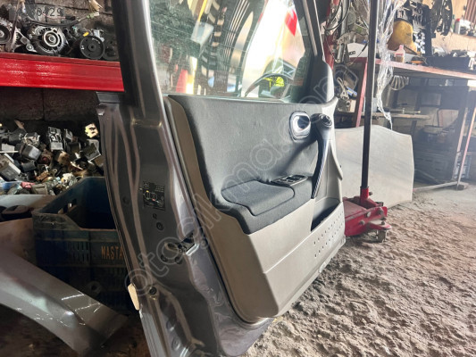RENAULT MEGANE 2 ÖN ARKA KAPI KİLİDİ