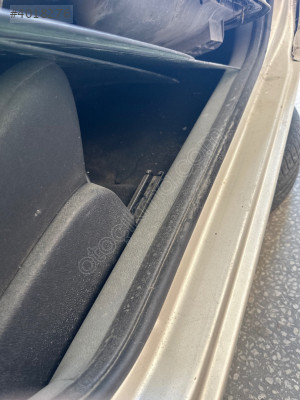 Renault clio symbol 2 Sağ sol iç köşe marşpiyel plastiği