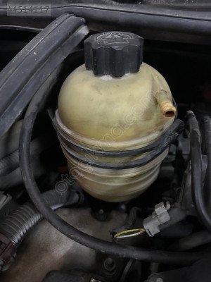 Peugeot 206 yedek su bidonu