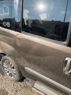 FİAT DOBLO SAĞ ARKA KAPI