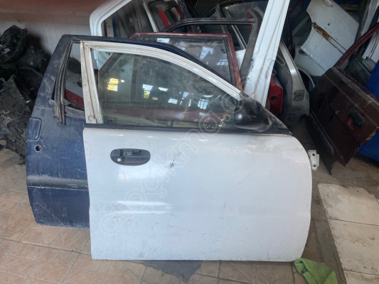 Daewo lanos sağ ön kapı beyaz hayasız