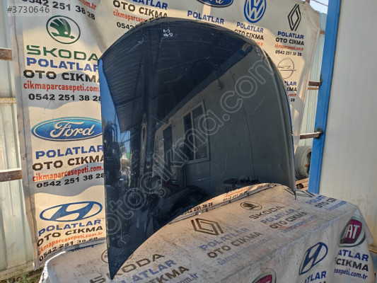 Audi A3 sedan motor kaputu