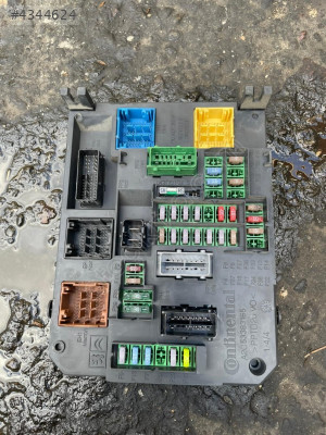 PEUGEOT 508 SİGORTA KUTUSU KONUK OTO