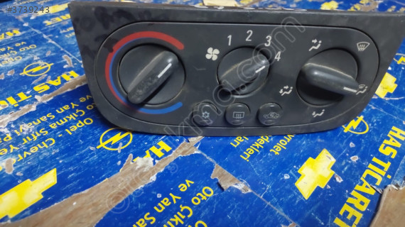 Opel Combo Çıkma Klima Kontrol Ünitesi