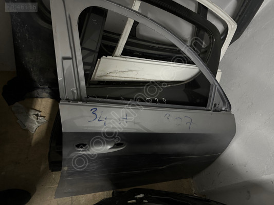 208 Model Peugeot İçin ÖN SAĞ KAPI Çıkma Parçaları