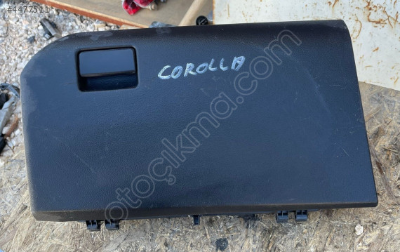 TOYOTA COROLLA TORPİDO KAPAGI