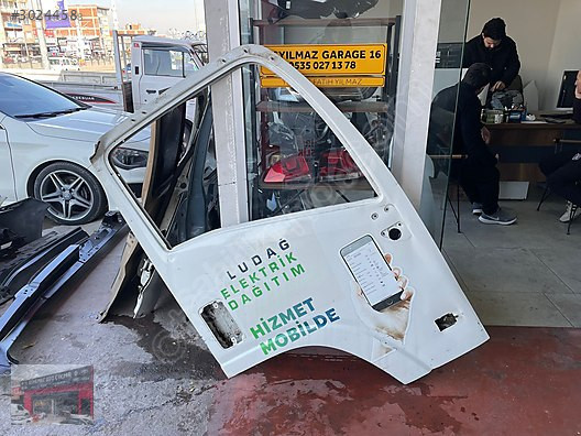 ISUZU NPR SAĞ ÖN KAPI ORJİNAL ASYILMAZ GARAGE 16