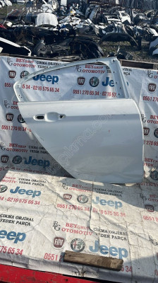 FİAT EGEA SAĞ ARKA KAPI ORJİNAL ÇIKMA FİAT YEDEK PARÇA