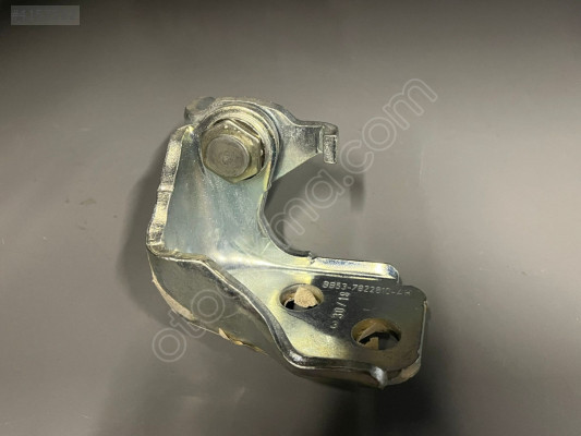 COURİER ÖN KAPI MENTEŞESİ ALT SAĞ ORJİNAL BB537822810AH