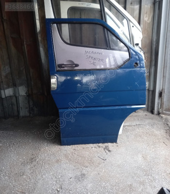 VW Transporter T4 Sağ Ön Kapı - Orijinal Çıkma Parça
