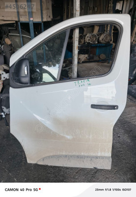 RENAULT TRAFİC SOL ÖN KAPI OTO FEDAİ