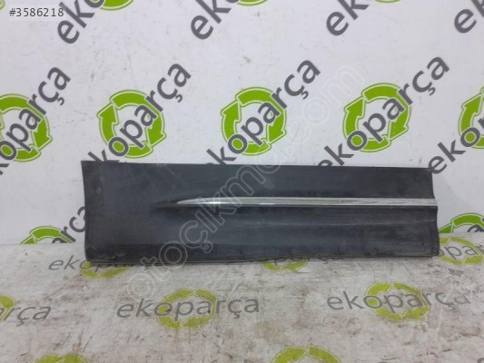 MERCEDES GLB 2021 2024 W247 SAĞ ARKA KAPI KAPLAMA A2477372400