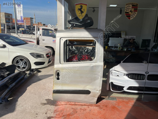 DOBLO SOL ARKA KAPI ORJİNAL