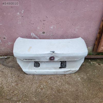 Fiat egea bagaj kapağı