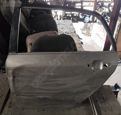 TOYOTA COROLLA HB SOL ARKA KAPI 2002 2006 ORİJİNAL ÇIKMA PARÇA