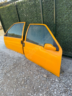 Peugeot 106 sağ sol ön kapı
