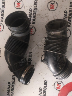 SKODA OCTAVİA HAVA FİLTRE KUTUSU BORUSU  5Q0129654G