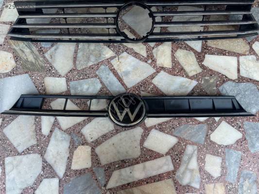 VW POLO ÇIKMA ORJİNAL ÖN PANJUR 2g0 853 651 GY