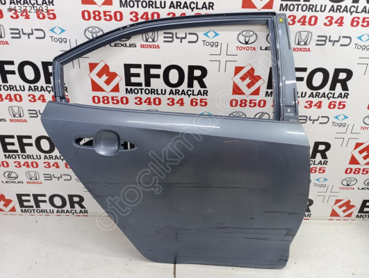 TOYOTA COROLLA SAĞ ARKA KAPI ÇIKMA ORİJİNAL PARÇA