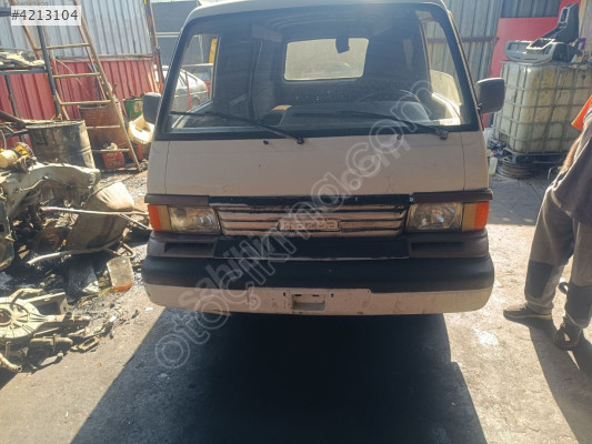 Mazda 2200 farlar stoplar