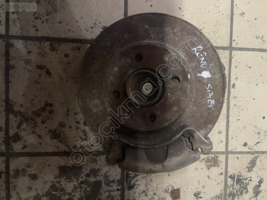 Renault 9 sağ ön taşıyıcı dolu