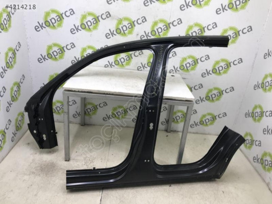 AUDI Q3 2019 2024 SOL MARŞPİYEL SACI 83F809839