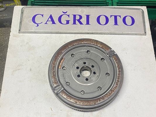 03C105266F 1.4 TSİ CZD CZC OTOMATİK VOLAN VW SKODA SEAT AUDI