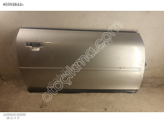 8L3931052C AUDİ A3 TEK KAPI SAĞ KAPI 1993 2003
