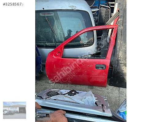 OTO CEMDEN ÇIKMA OPEL VECTRA A SOL ÖN KAPI