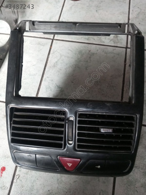 Peugeot 307 teyp çerçevesi difüzörler