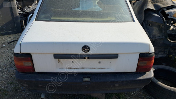OPEL VECTRA A BAGAJ KAPAĞI.OTO ERKAN ÜNYE