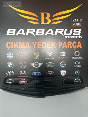 VOLKSWAGEN POLO SAĞ SOL SİS KAPAĞI 6C0-853-666-J 6C0-853-665-J