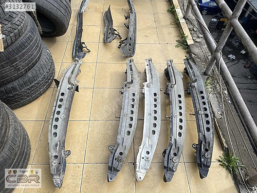 PORSCHE CAYENNE ÖN ÇAMURLUK BRAKETİ TÜFEK SACI 7L5805099