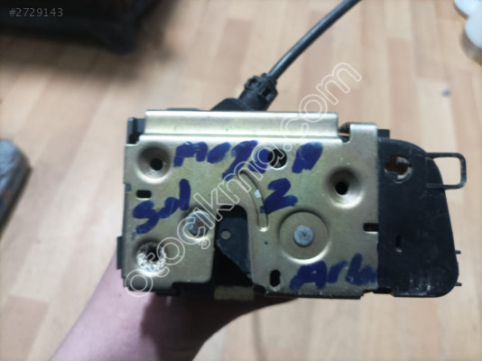 Megane 2 sol arka kapı kilidi