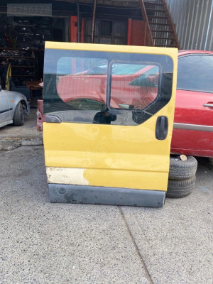 RENAULT TRAFİC 2  SAĞ SÜRGÜLU  KAPI